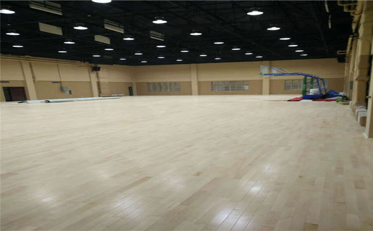 怎么保養(yǎng)?體育運(yùn)動地板楓木