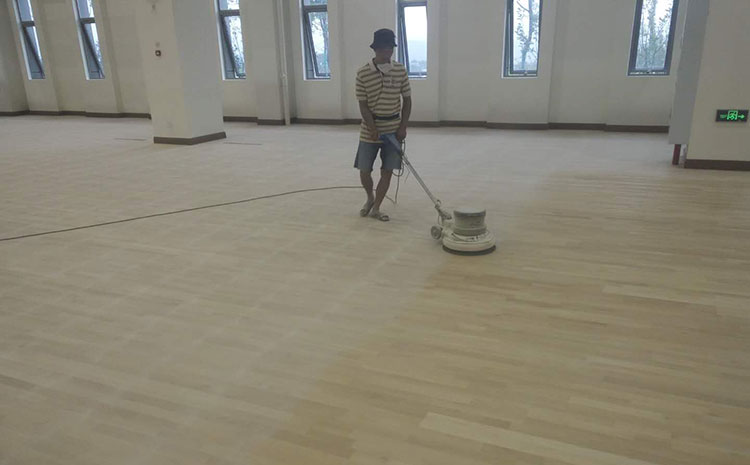 **的乒乓球館木地板批發**