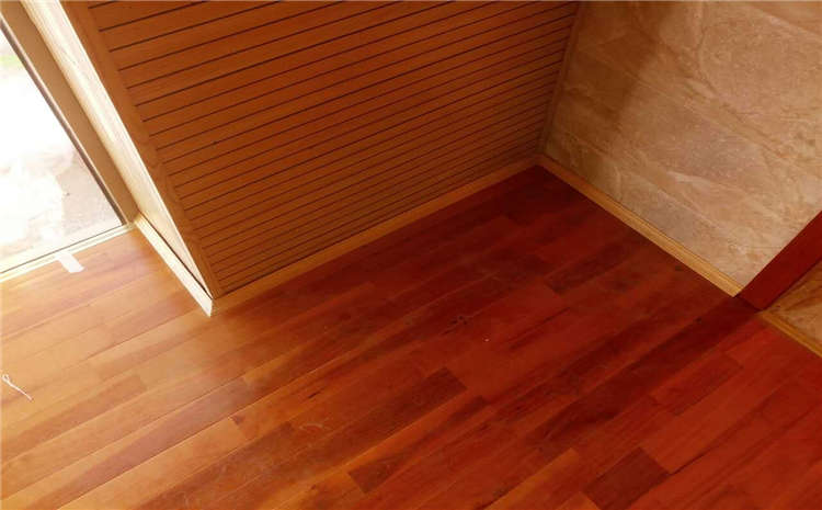 貴陽專業運動木地板翻新