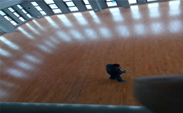 松木運動體育地板造價