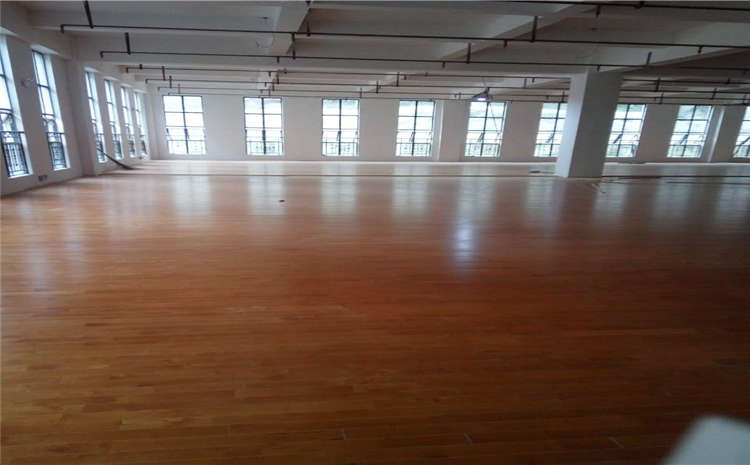 專業的體育館木地板一般多少錢？