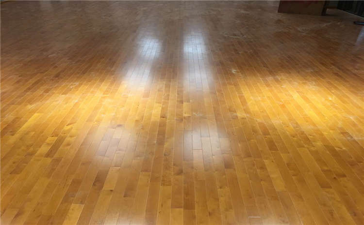 20厚批發體育館木地板