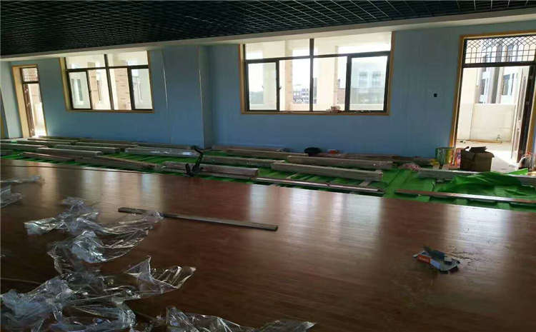 室內籃球館地板廠商