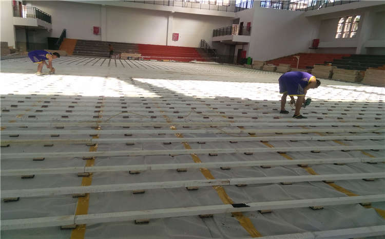 體育館專用木地板懸浮龍骨結構安裝