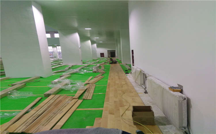 指接板羽毛球館木地板一平米價格