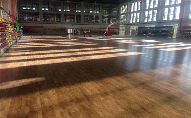 楓樺木體育運動地板單層龍骨結(jié)構(gòu)