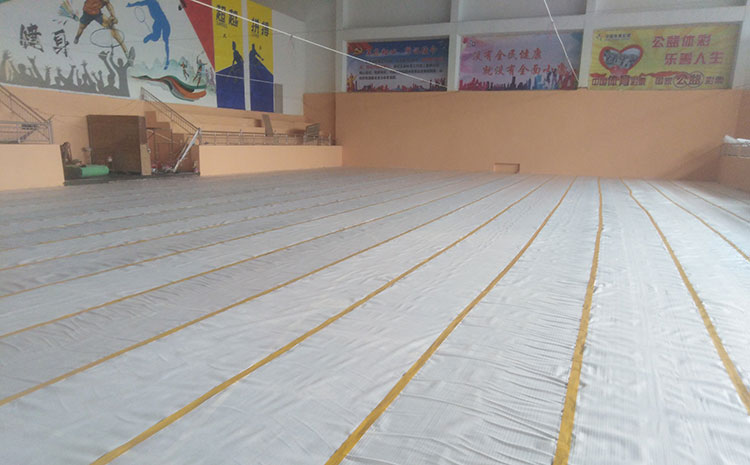 俄勒岡松運動籃球地板怎么保養?