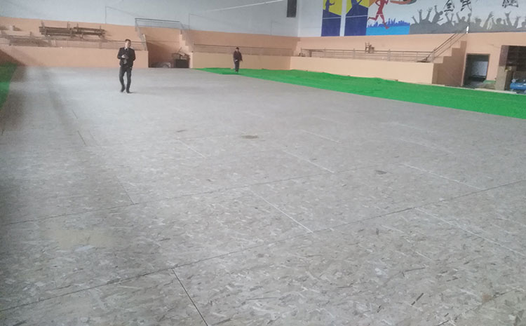 楓木運動籃球地板怎么翻新