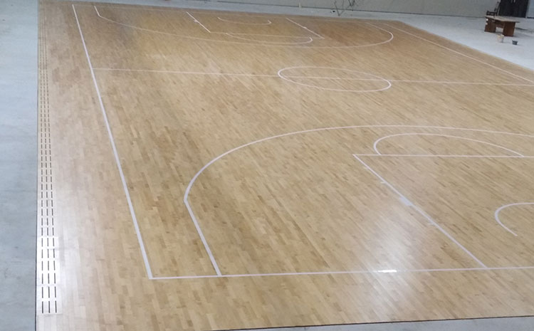 指接板舞臺木地板怎么翻新?