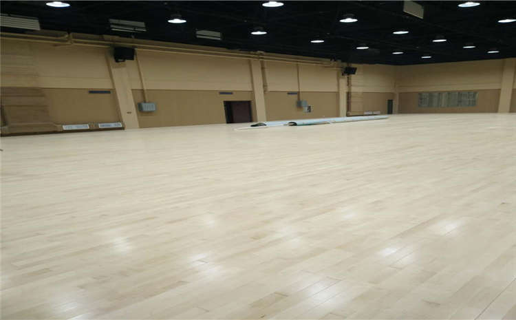 楓樺木體育館木地板規(guī)格