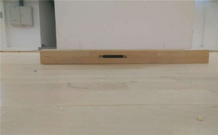 柞木乒乓球館木地板批發(fā)價格