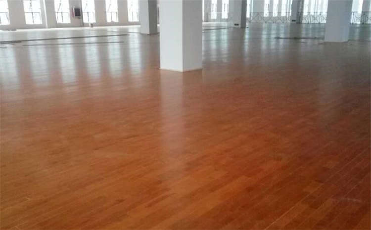 24厚木地板籃球館施工技術方案