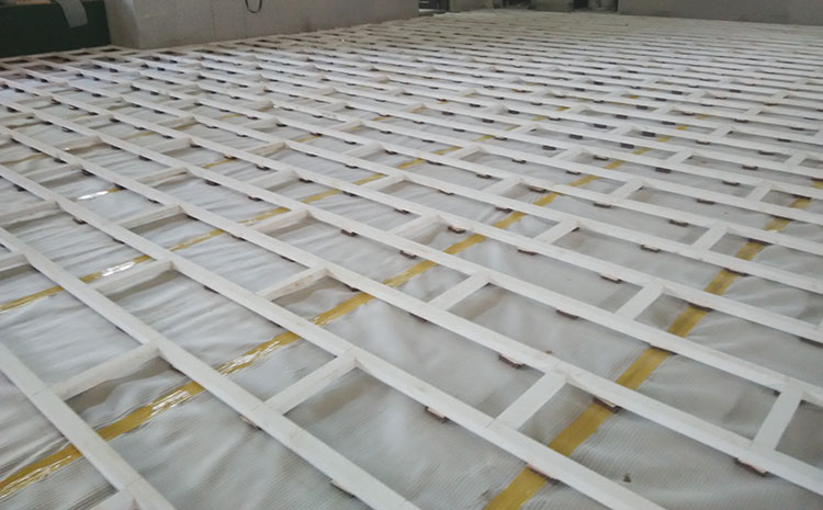 硬木企口體育館實(shí)木地板多少錢(qián)一平米？