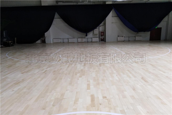 北京房山區燕山體育館木地板項目