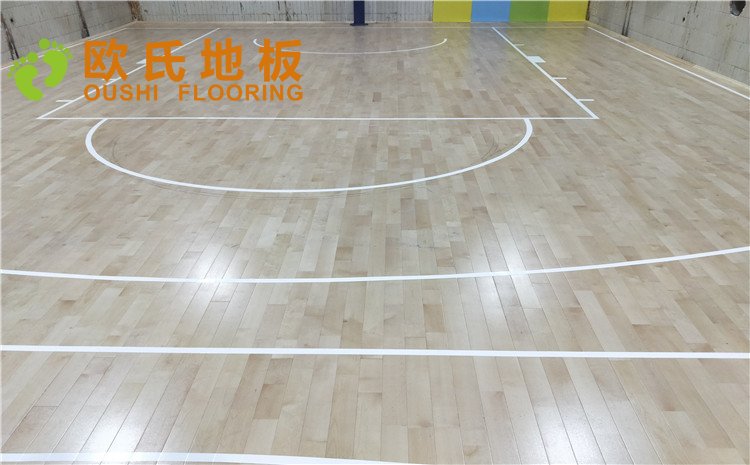 北京個(gè)人室內(nèi)籃球館木地板圖片
